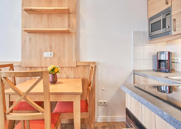 319, Seepark Апартаменты